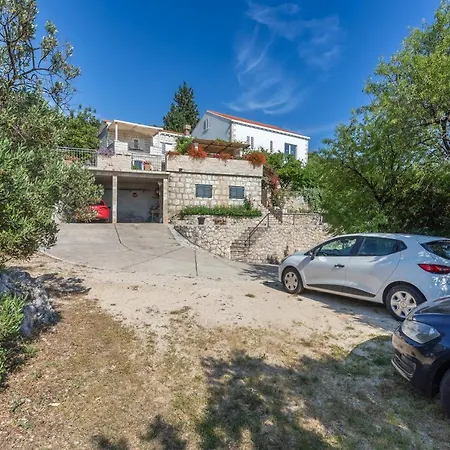 And Milos Zaton (Dubrovnik-Neretva)