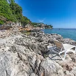 And Milos * Zaton (Dubrovnik-Neretva)