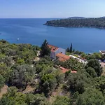 And Milos Daire Zaton (Dubrovnik-Neretva)