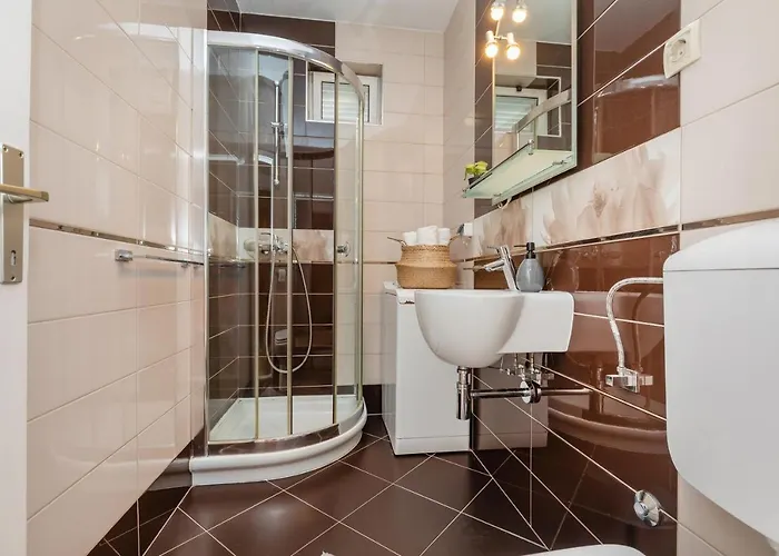 And Milos Zaton (Dubrovnik-Neretva)