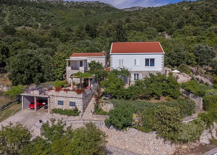 Apartament And Milos Zaton (Dubrovnik-Neretva)