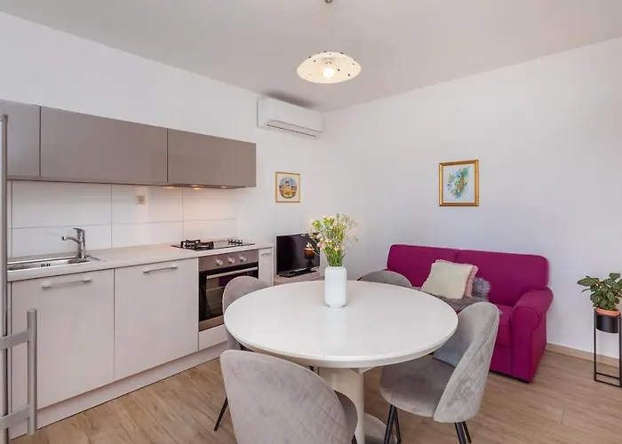 And Milos Apartman Zaton